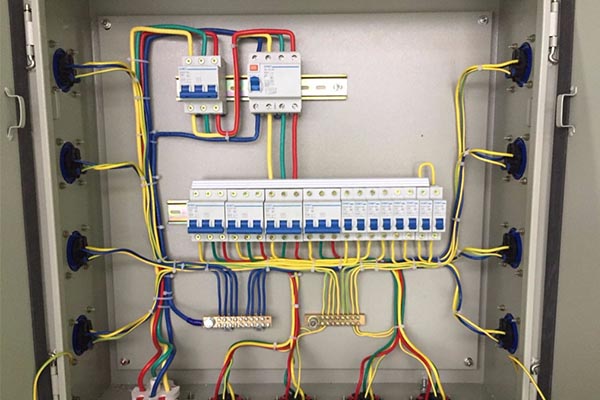 江苏pvc线槽生产厂家.jpg 江苏pvc线槽生产厂家.jpg